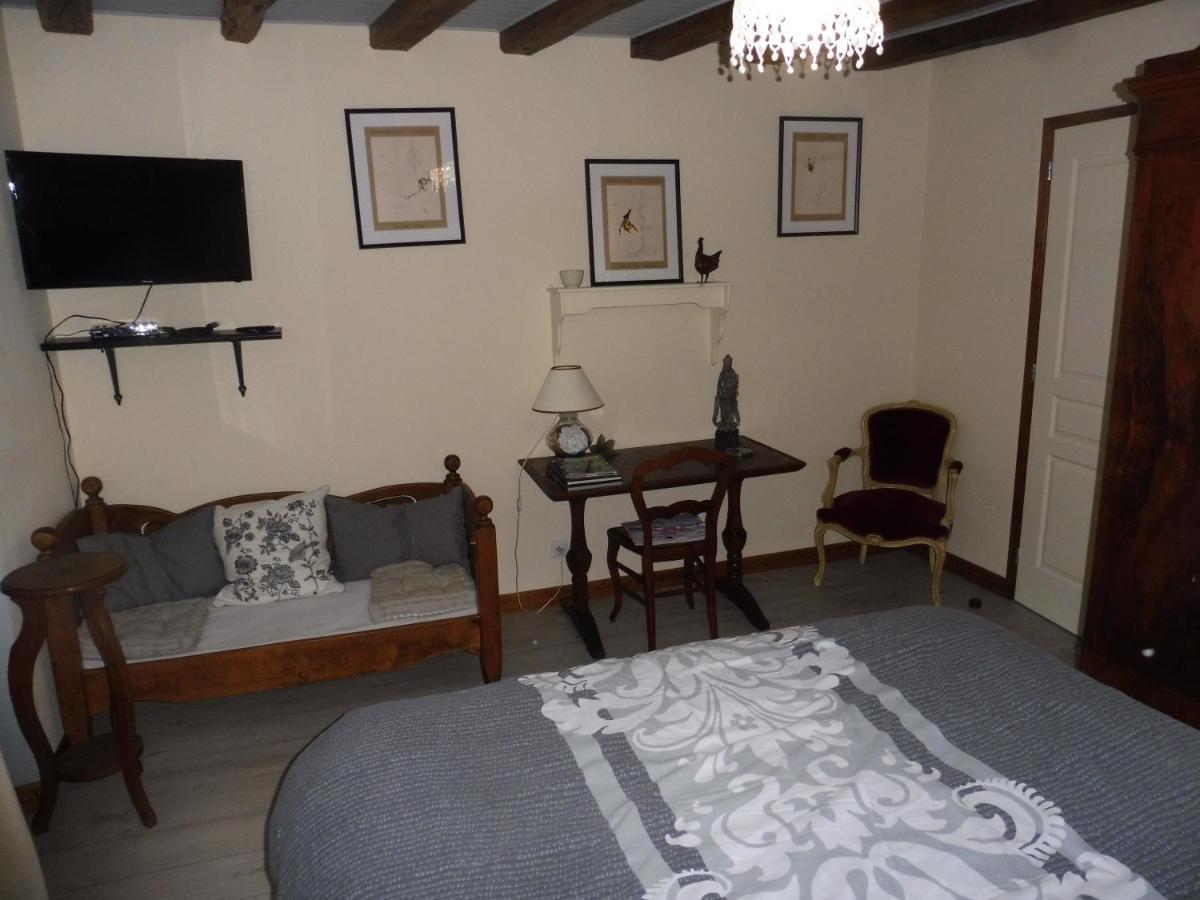 Chambre D'Hotes Des 3 Ifs Vernot Exterior foto